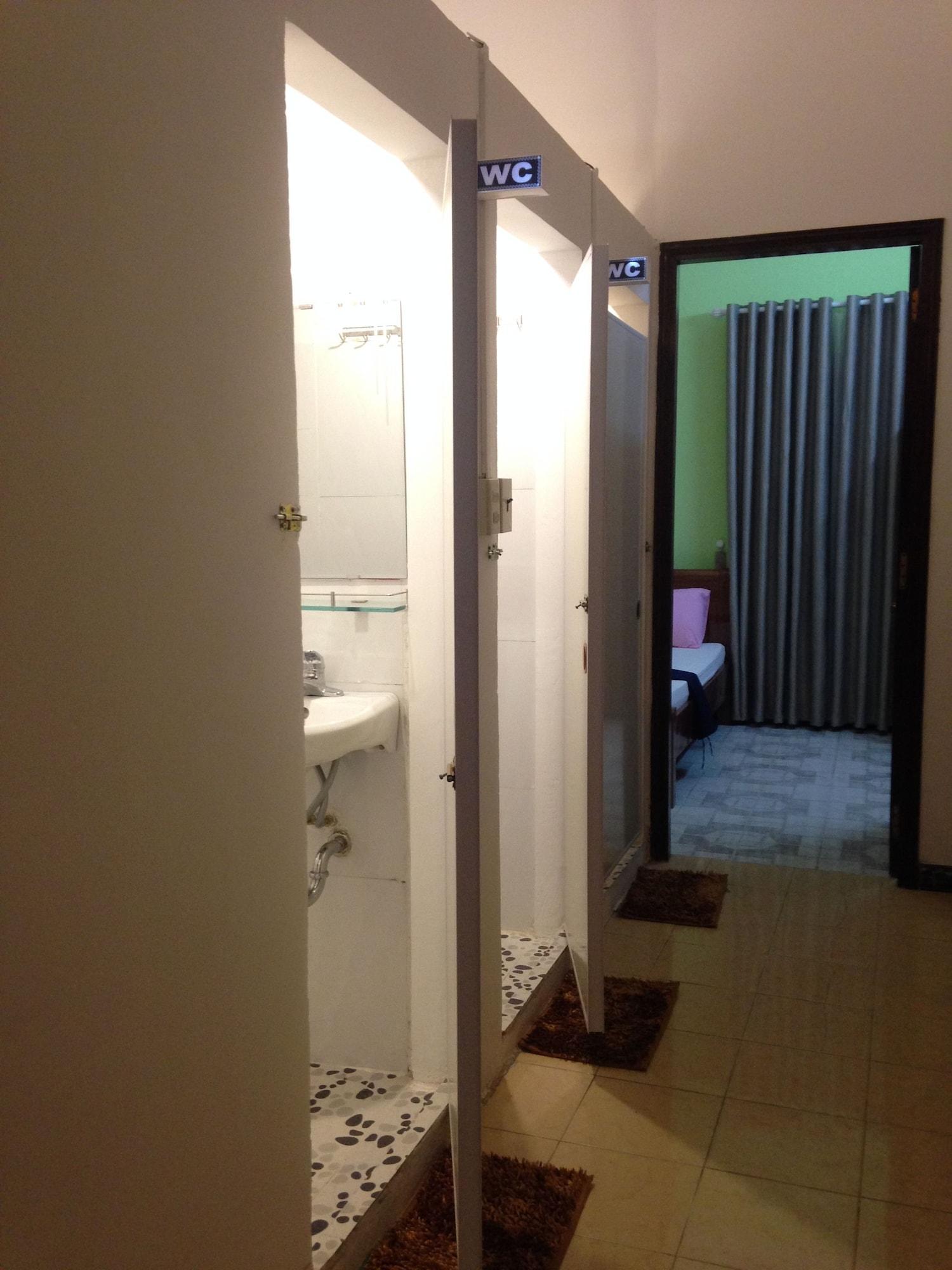 Amy Hostel Hue Exterior foto